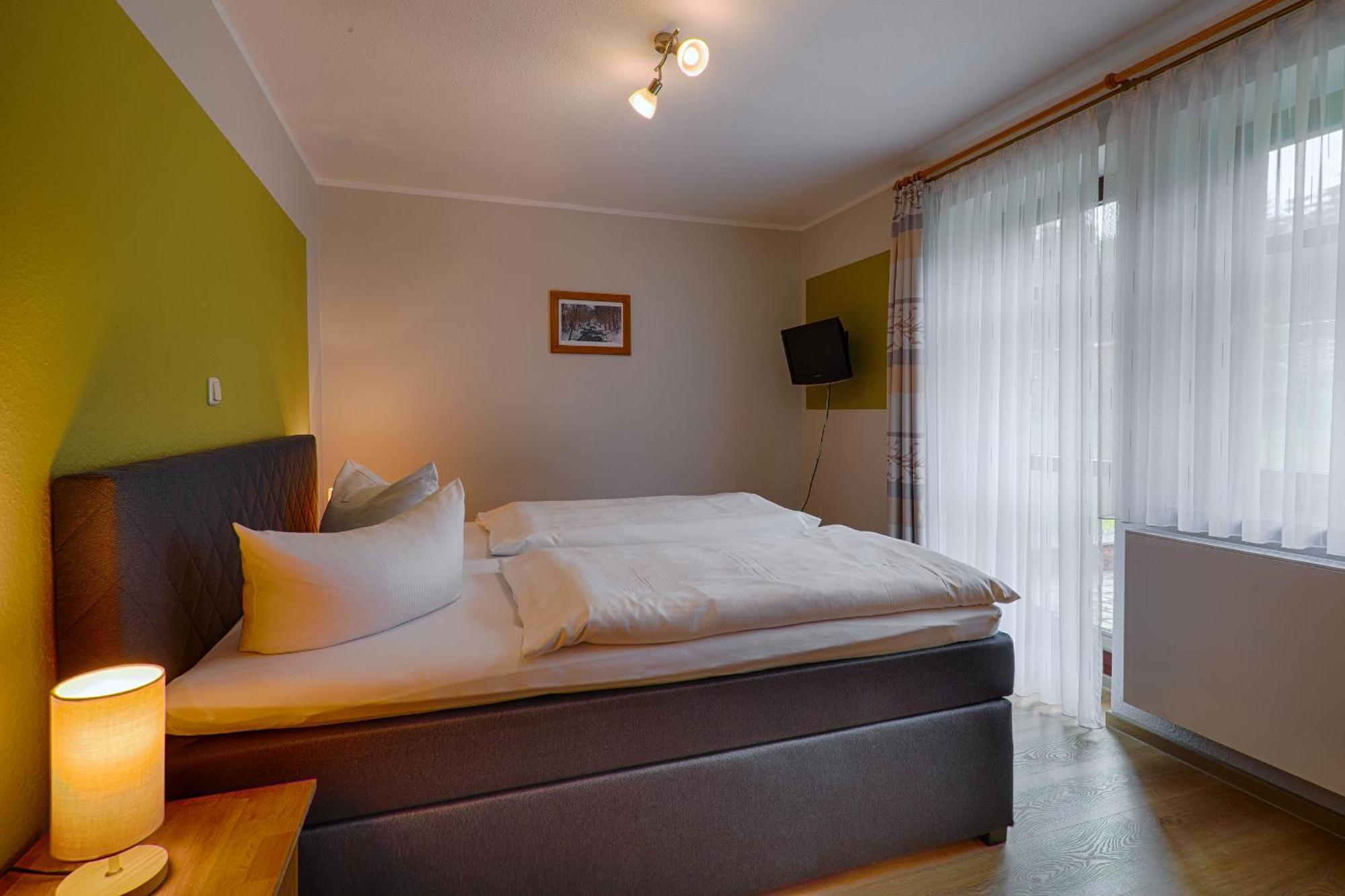 Hotel Und Berggasthof Spiessberghaus 프리에드리치로다 외부 사진