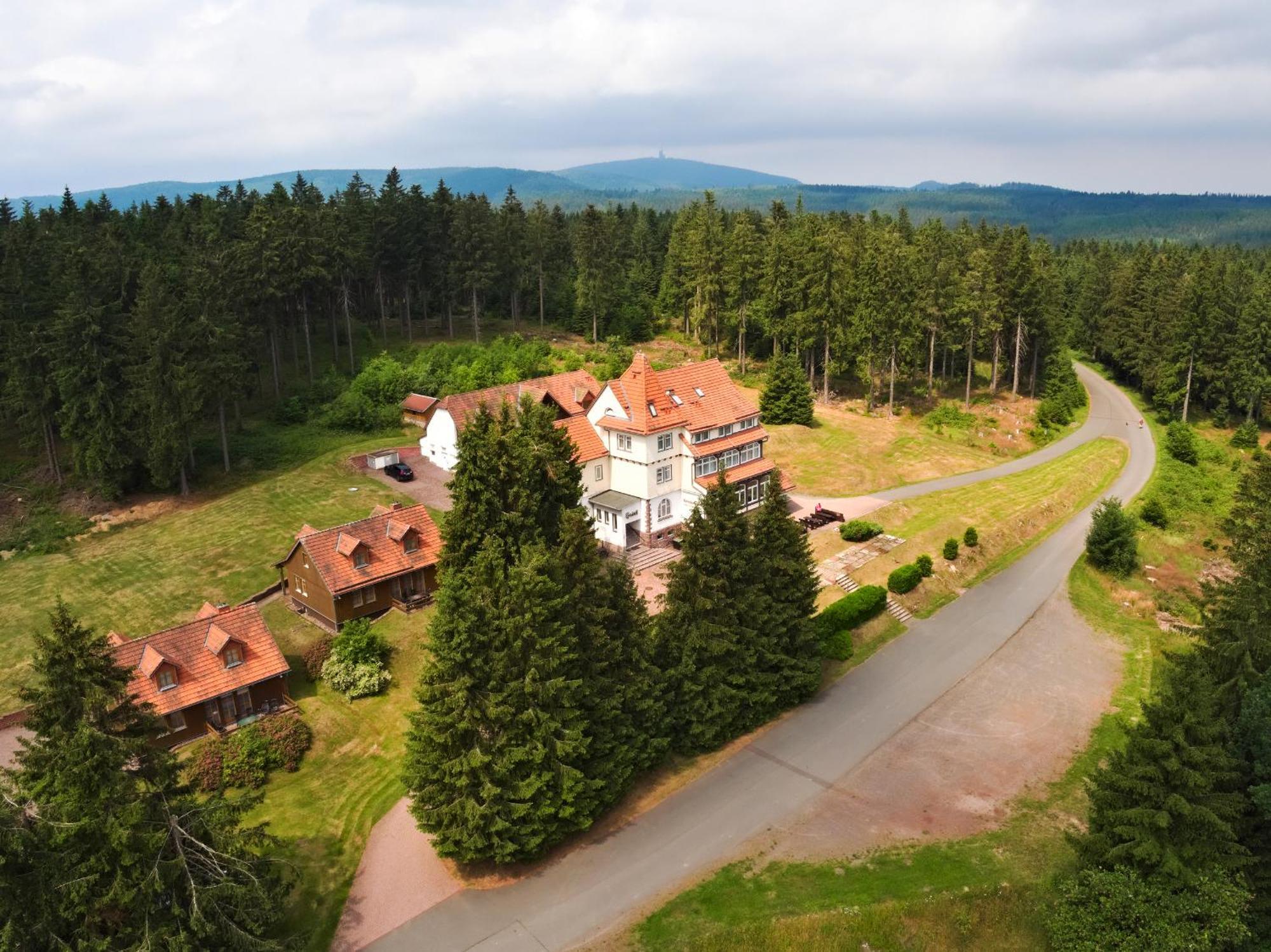 Hotel Und Berggasthof Spiessberghaus 프리에드리치로다 외부 사진